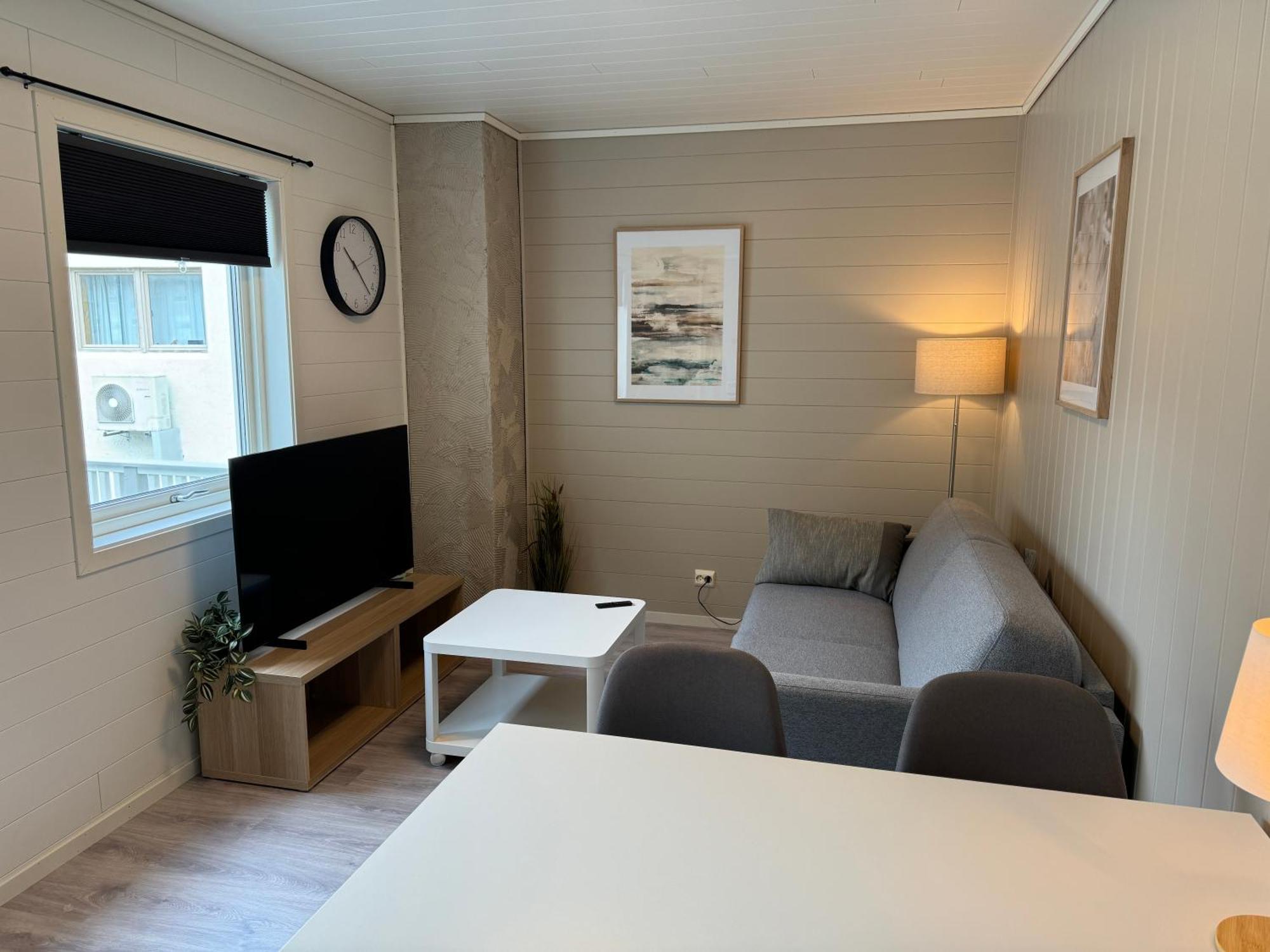 Small Apartment In The Harbour Of Jorpeland Exterior photo