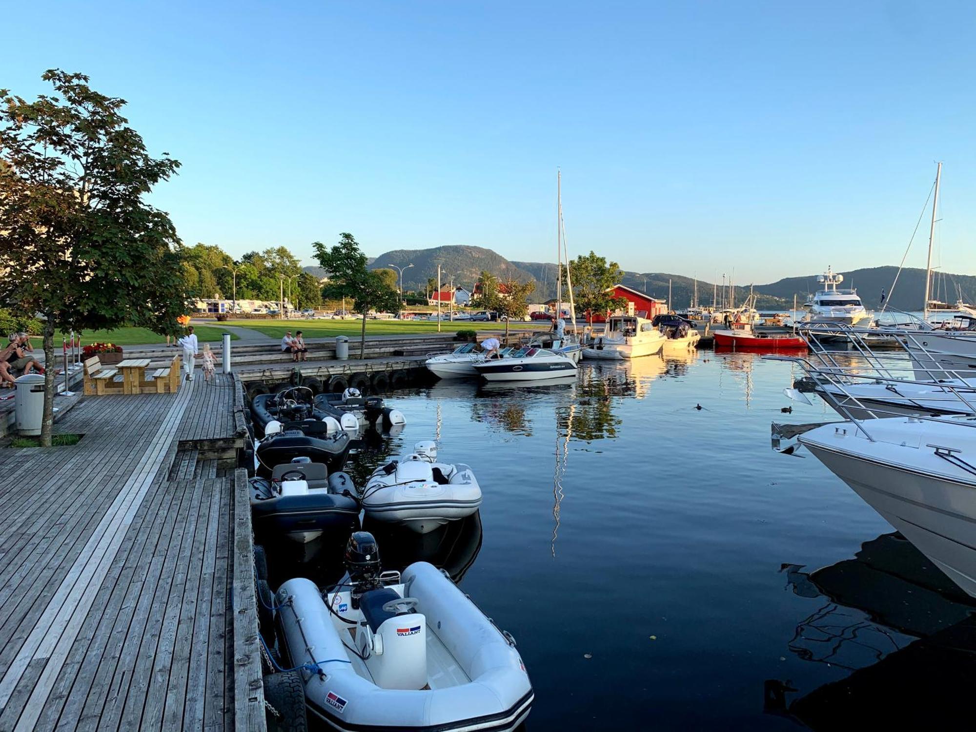 Small Apartment In The Harbour Of Jorpeland Exterior photo